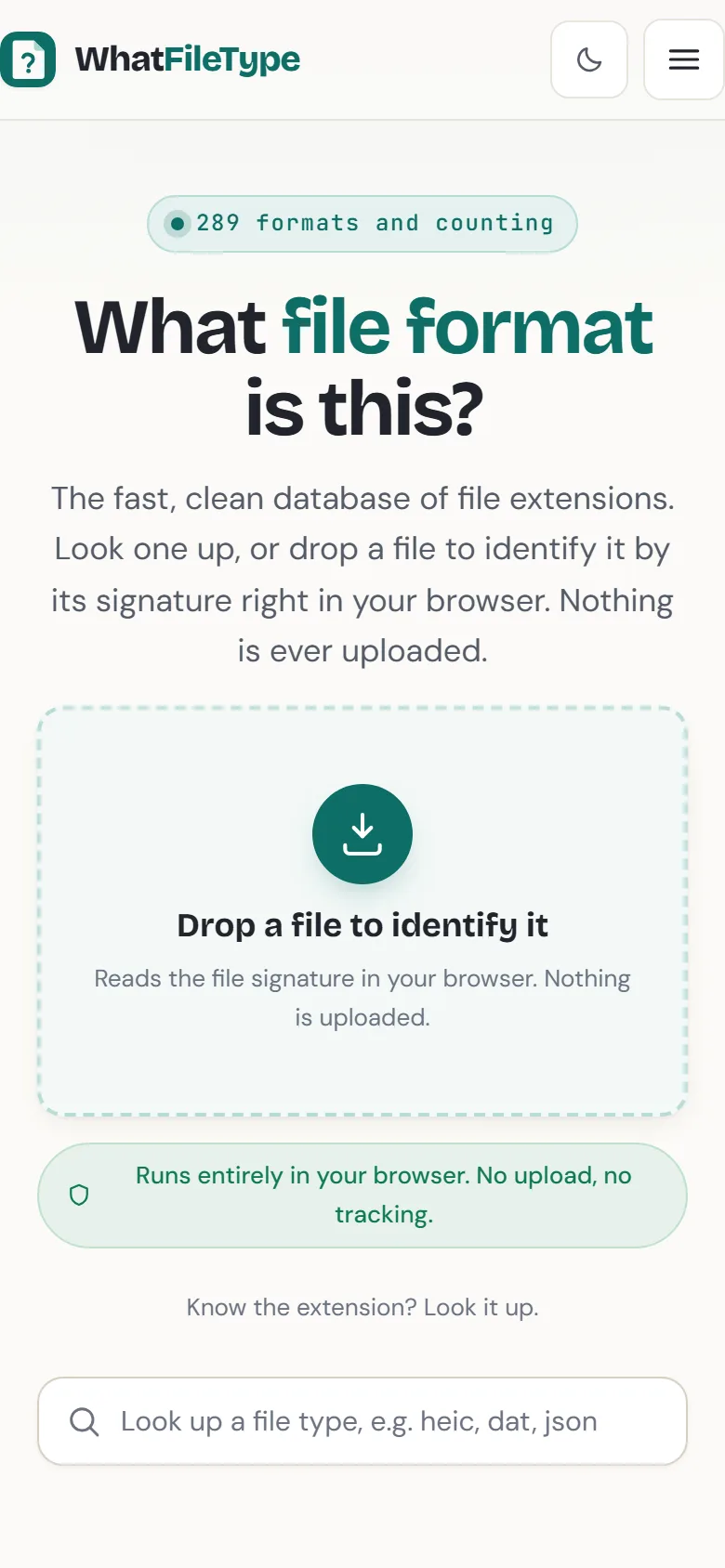 Homepage van WhatFileType op mobiel